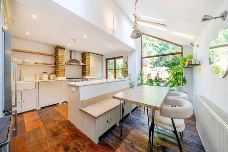 3 Double Bedroom Georgian Terrace House Near Clapham North Brixton
