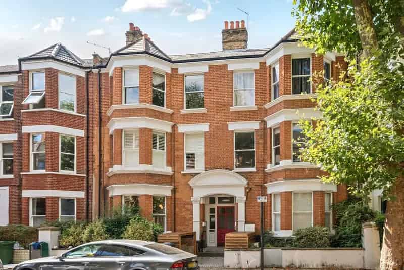 Flat For Sale , London, England