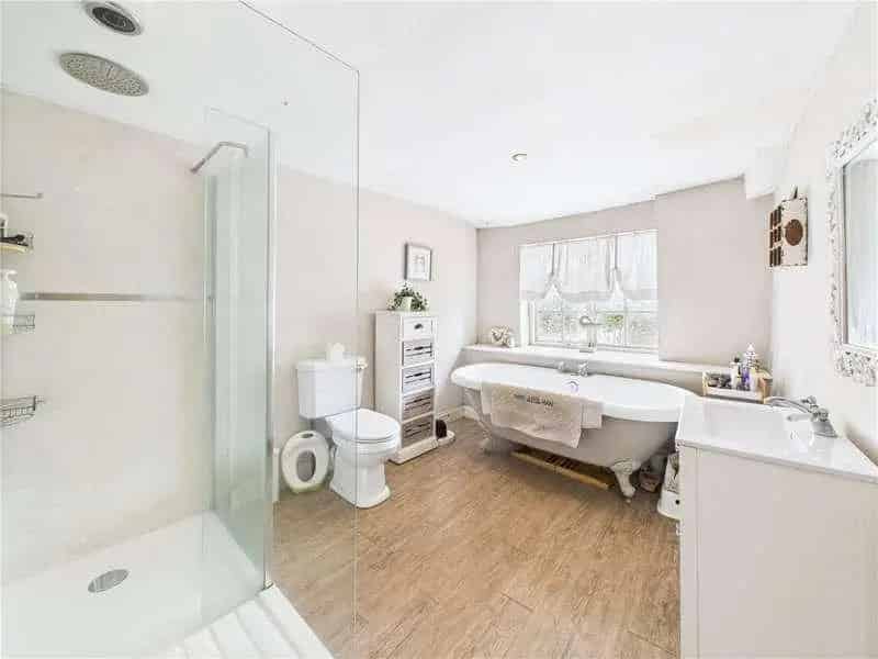 3 Bed Grade II Listed House For Sale