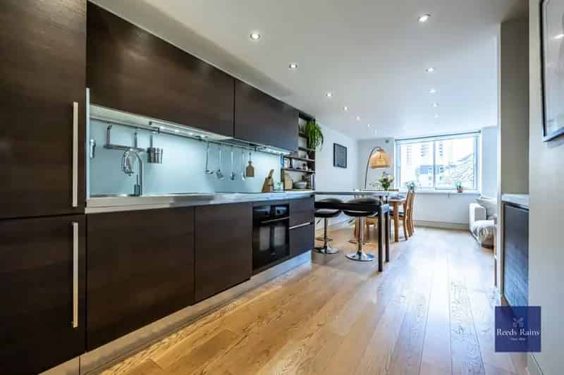 2 bedroom  Flat for sale, London, SE1