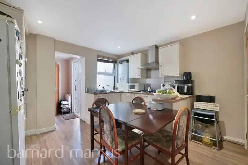 2 Double Bedroom House Near South End - No Chain
