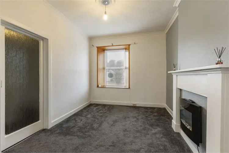 2 Bed Flat - Double Upper with 1 Reception Room