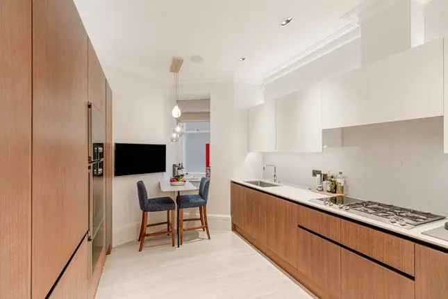 Flat for sale in South Street, Mayfair, London W1K, United Kingdom