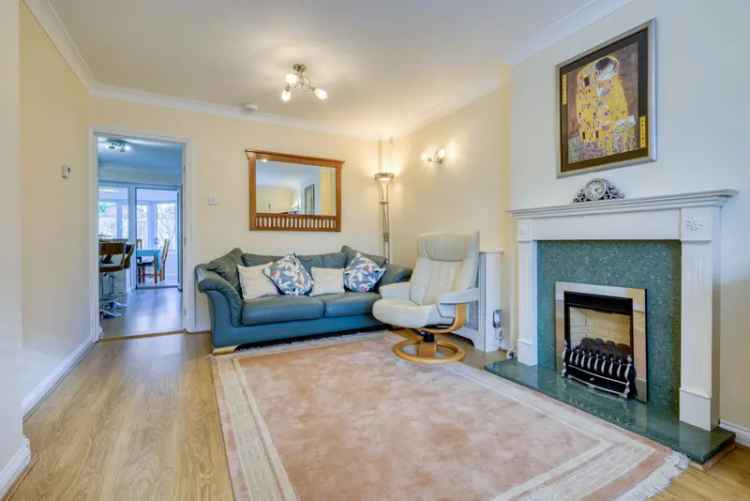 3 Bedroom Extended Semi Detached House to Rent Emmer Green