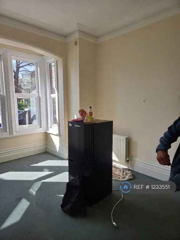 1 Bedroom House Share Ensuite Bathroom Private Garden