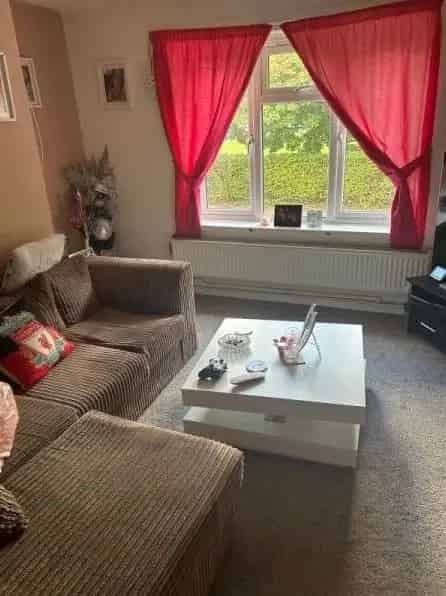 1 Bedroom Flat Near Schools Shops and Parks