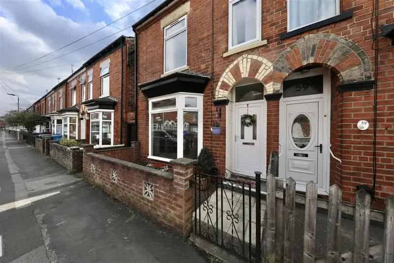 2 Bedroom End Terrace House For Sale Hull