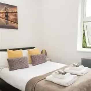 1 Bedroom Apartment Birmingham 263m² Short Stays Corporate Lets