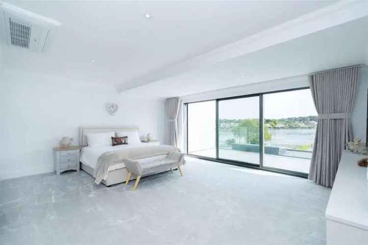 5 Bed Waterfront House for Sale