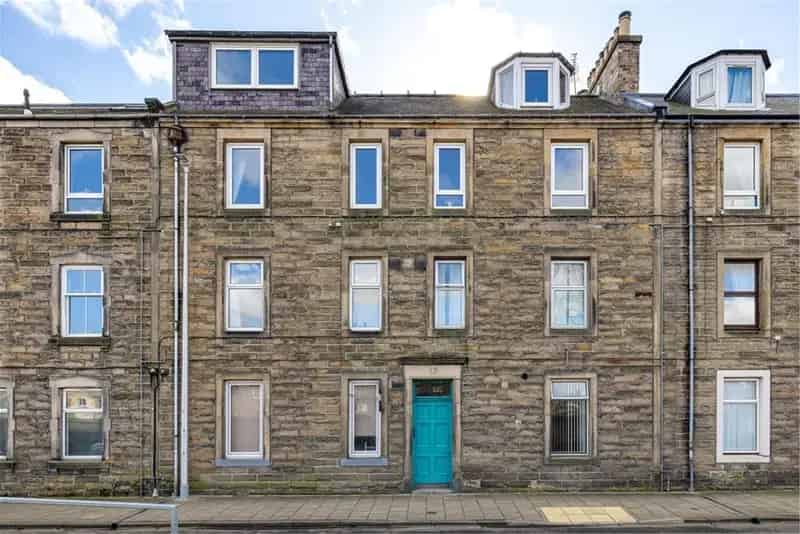 3 Bed Maisonette with 2 Reception Rooms Hawick