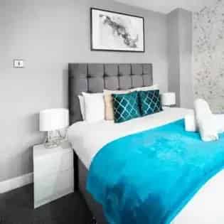 3 Bedroom 537m² House in Birmingham - All Bills Included