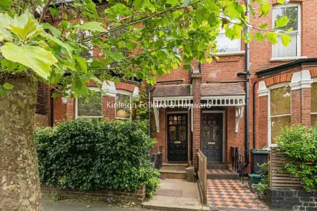 Four Bedroom Edwardian House For Sale in Muswell Hill