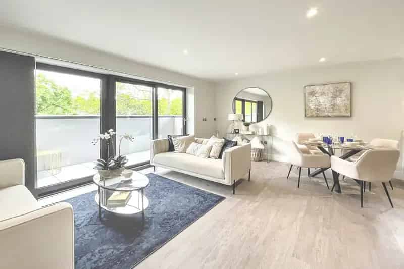 Luxury Eco-Friendly Apartments near Town Centre