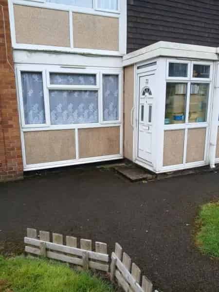 One Bedroom Ground Floor Flat Near Town Pet Friendly