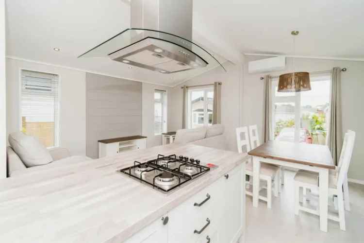 Brand New Two Bedroom Bungalow in Alresford Town Centre