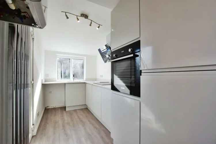 3 Bedroom Semi Detached House for Sale Timperley WA15