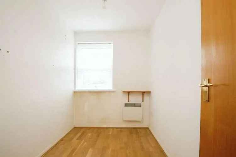 2 Bed Flat for Sale in Cardiff Bay - No Chain