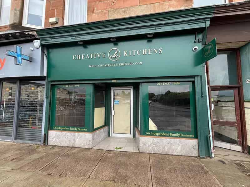 Commercial property For Rent , Clarkston, Scotland