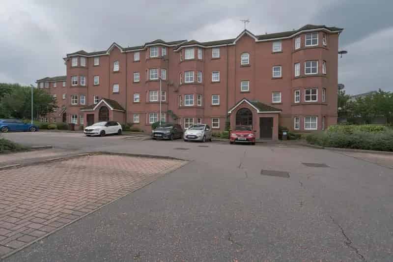 2 Bedroom Apartment for Sale in Aberdeen