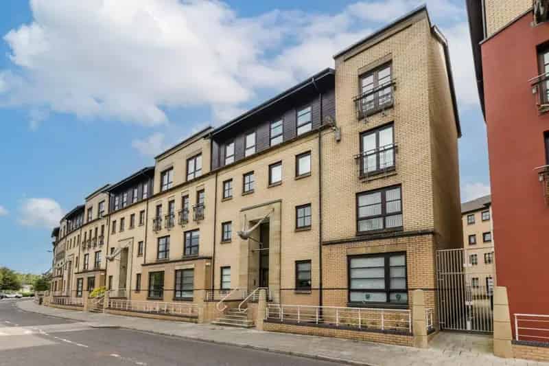 2 Bedroom Flat for Sale in Glasgow