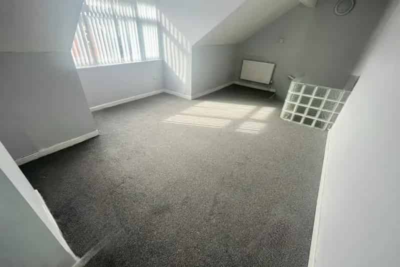 2 Bedroom Terraced House Near City Centre Zero Deposit Available