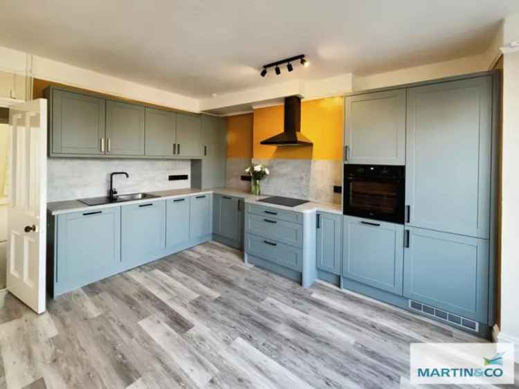 3 Bedroom Flat To Rent