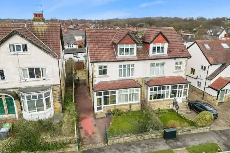 5 Bed Semi-Detached House for Sale