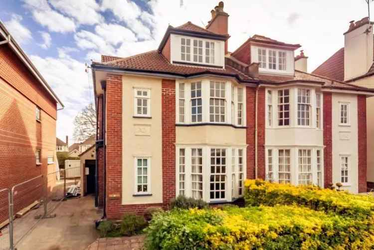 5 Bedroom Edwardian Semi-Detached House for Sale
