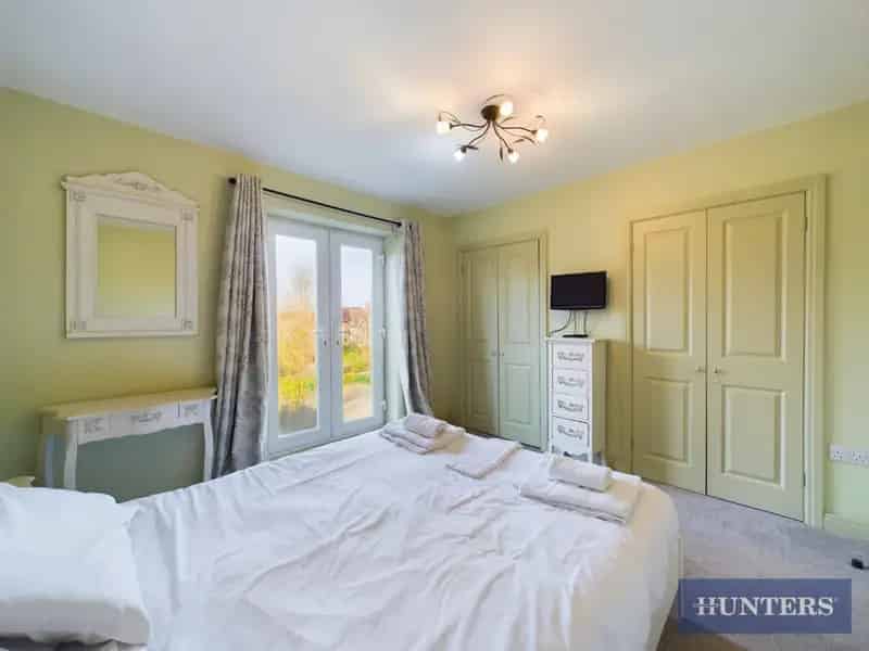 2 Bedroom House For Sale on Award Winning Holiday Resort