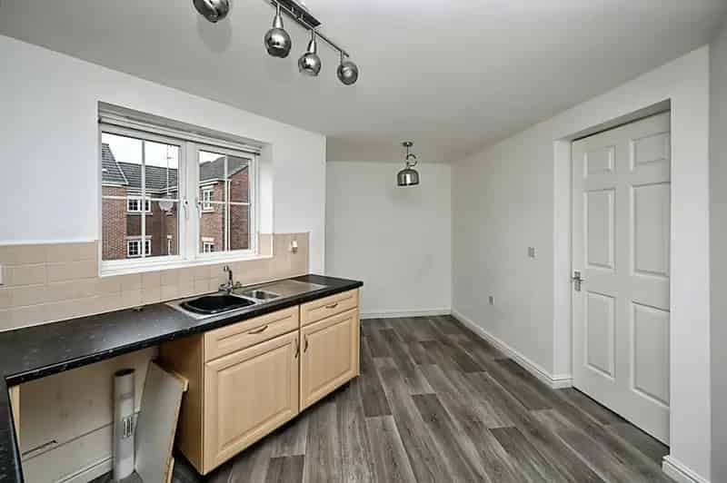 2 Bedroom Flat To Rent