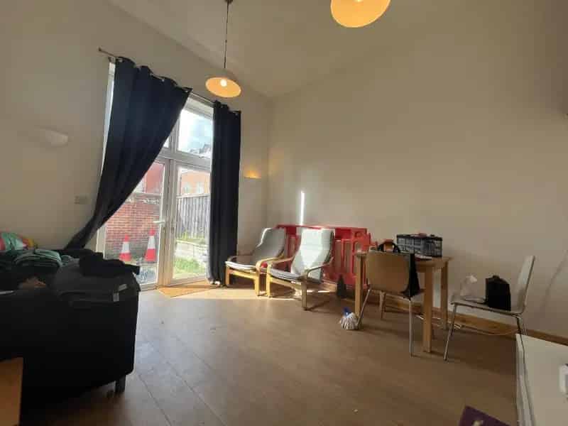 4 Bedroom Terraced House Student Property Great Location