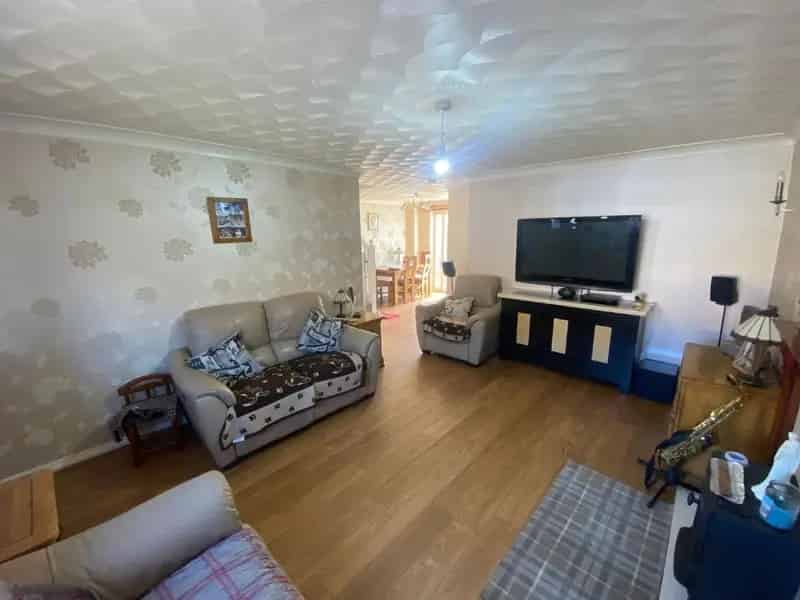 3 Bed Detached House for Sale