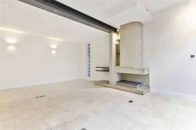 Detached house to rent in Forest Road, London E8