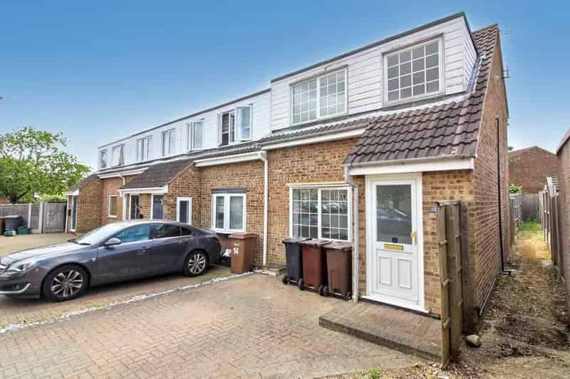 3 Bedroom Terraced House to Rent