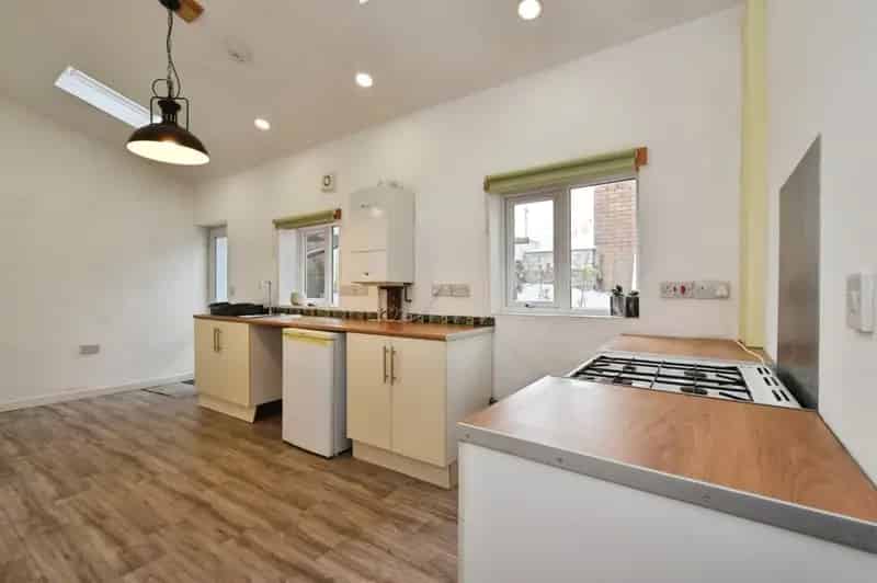 3 Bedroom Terraced House Rustic Contemporary Style