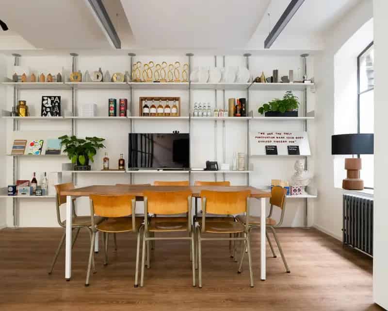 Commercial property For Rent , 30,32,33, Fortescue Avenue, London, England