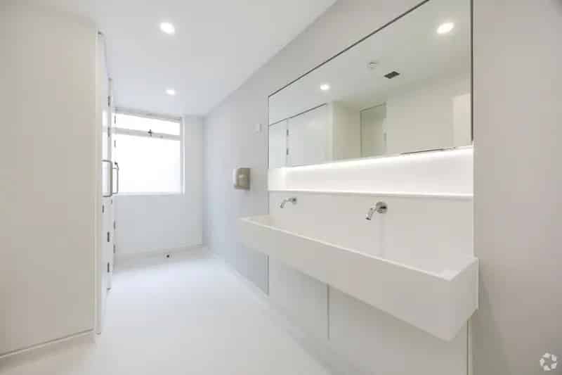 Office to Rent in London W1F 7SE