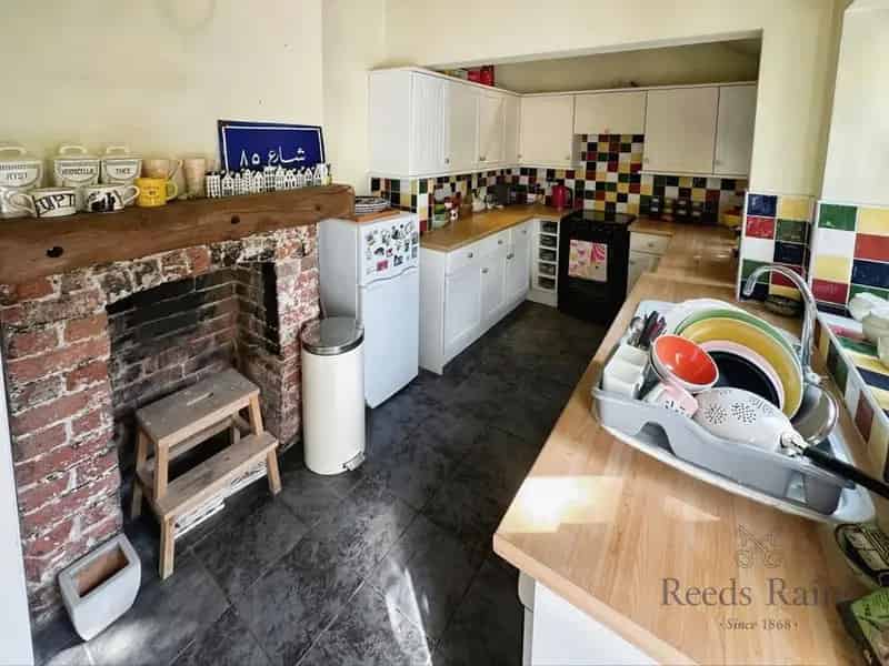 3 Bedroom Mid Terrace House for Sale Near Royal Stoke Hospital