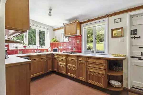 Stunning Grade II Listed 5-Bedroom Cottage with Half-Acre Plot