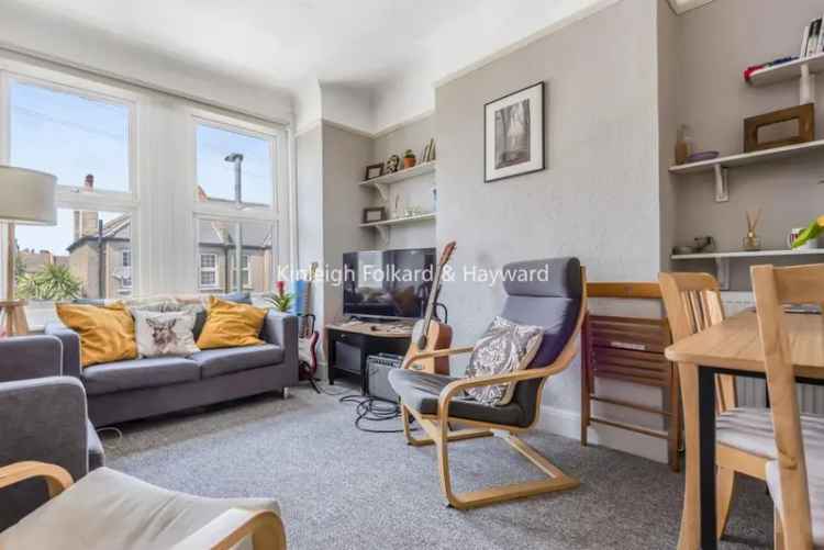 Tooting Maisonette Near Broadway One Double Bedroom Garden