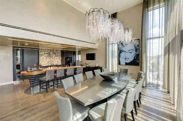 Luxury Penthouse Apartment in Fitzroy Place London