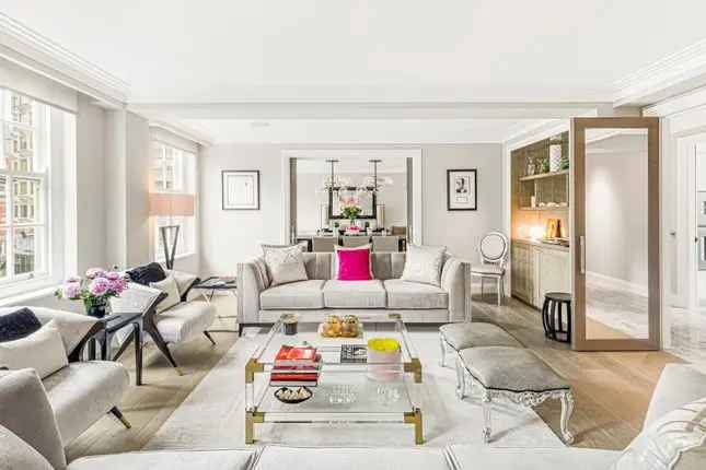 Luxury Flat for Sale in Lowndes Square Belgravia