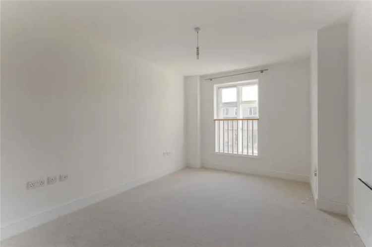 2 Bedroom Clifton Apartment to Rent