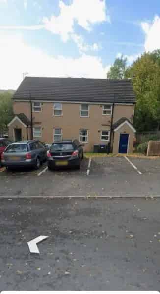 Ground Floor Flat Near Town Centre Pets Allowed