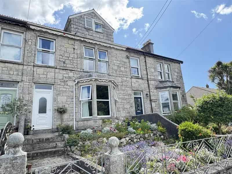4 Bedroom Terraced House for Sale in Trewoon