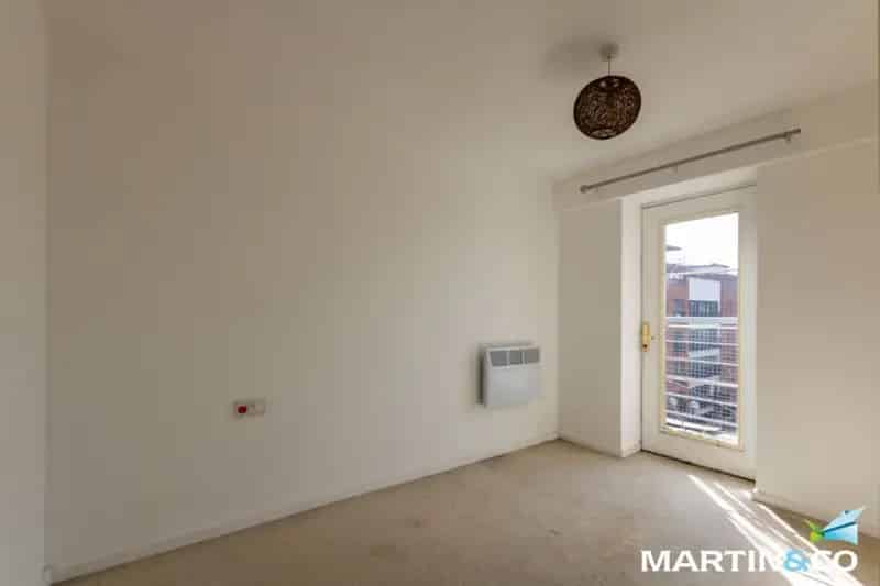 2 Bedroom Flat For Sale Near City Centre and HS2