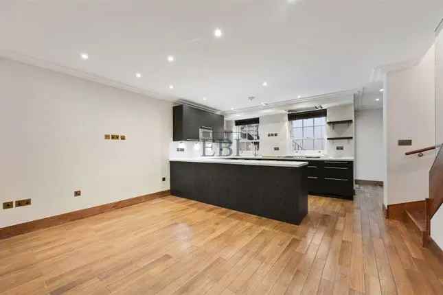 Terraced house to rent in Montpelier Square, London SW7