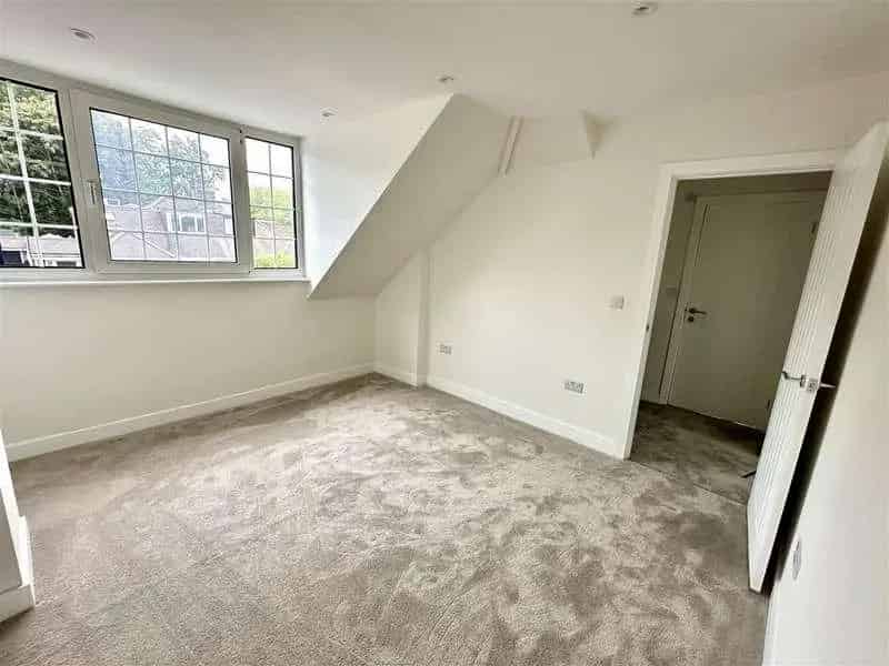 3 4 Bedroom House for Sale Maidenhead