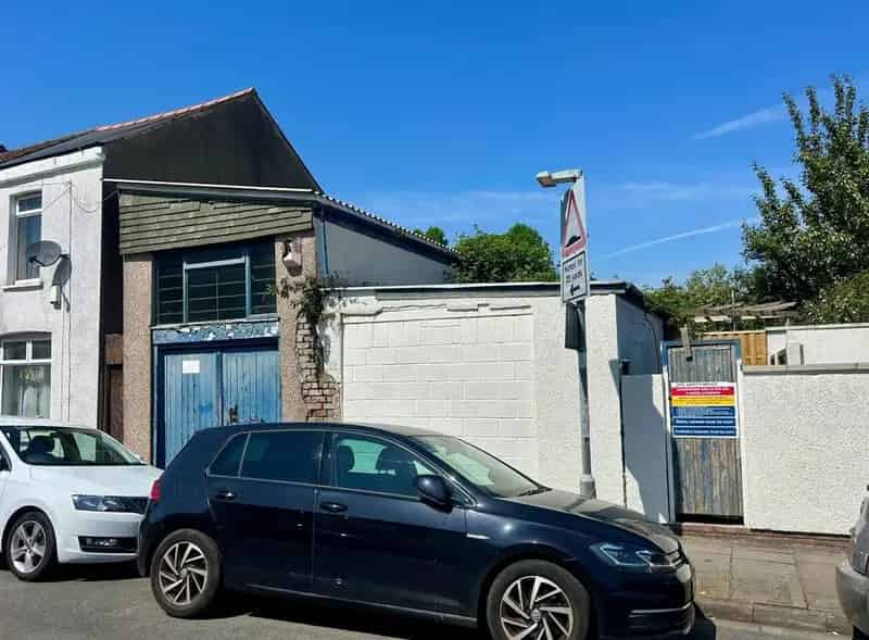 Detached House for Sale