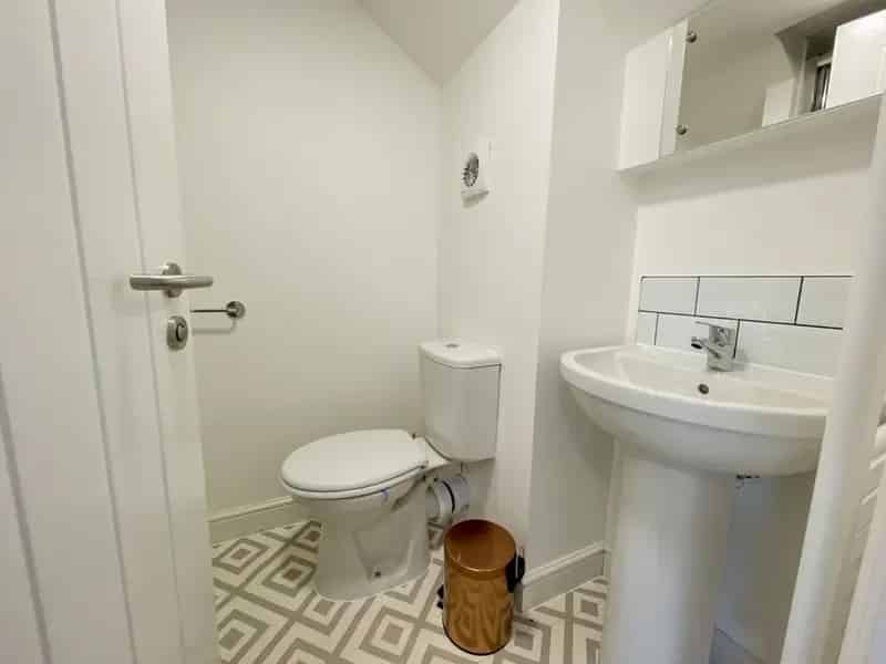 1 Bedroom House of Multiple Occupation To Rent